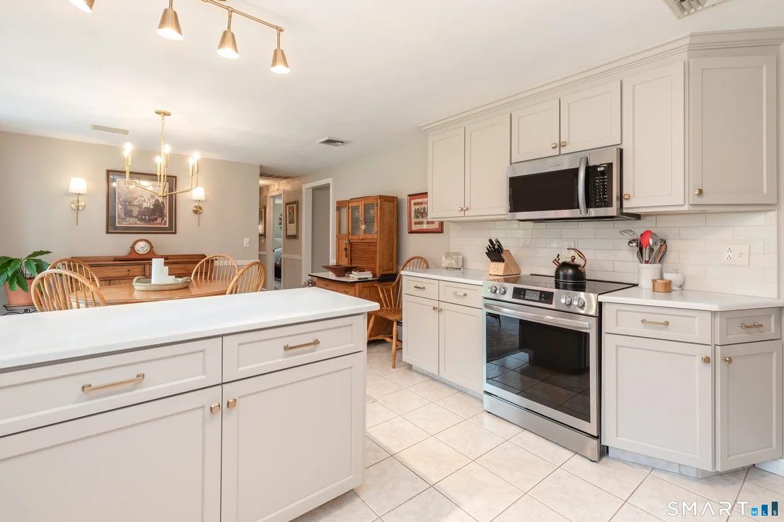 Photo of 23 Hilltop Avenue