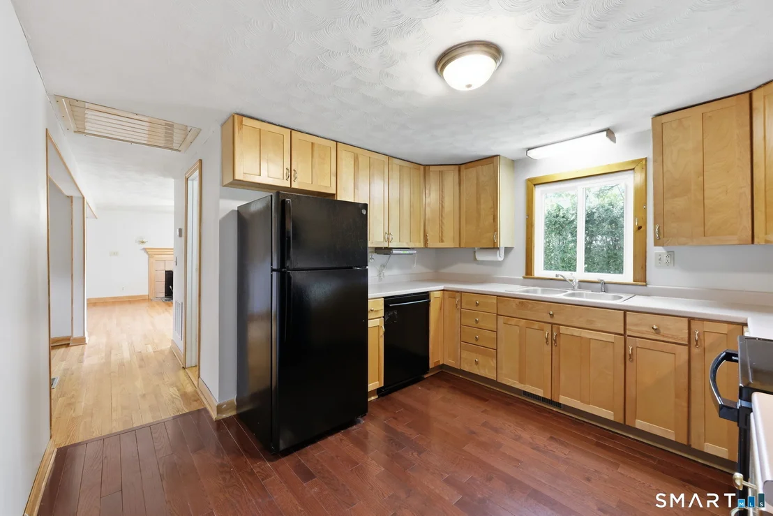 Photo of 186 Jackson Drive