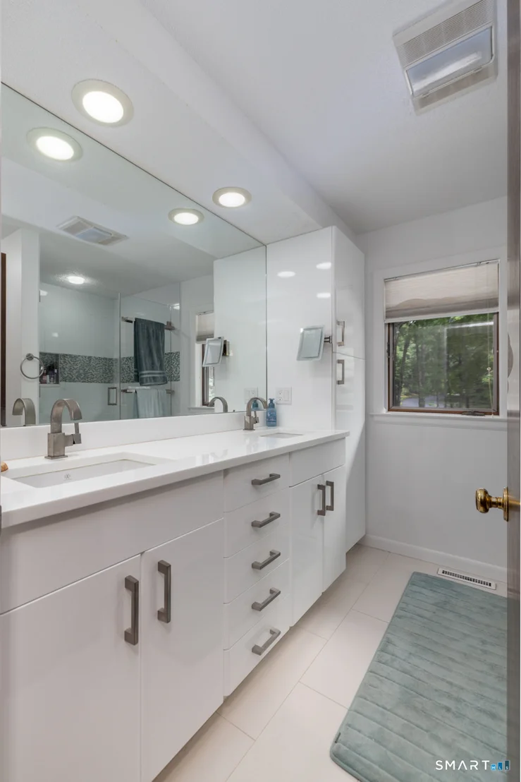 Photo of 200 Northridge Drive