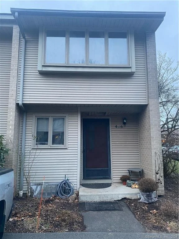 Photo of Unit 46 at 827 Oronoke Road