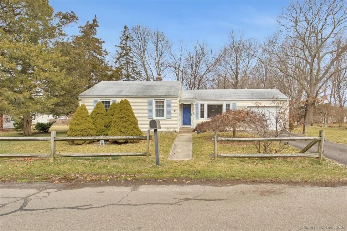 Photo of 15 Farview Avenue