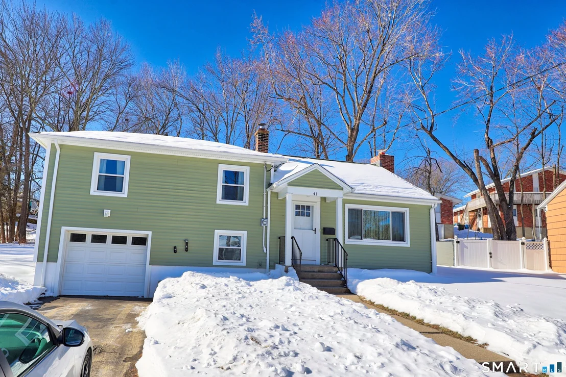 Photo of 41 Sunnybrook Bend