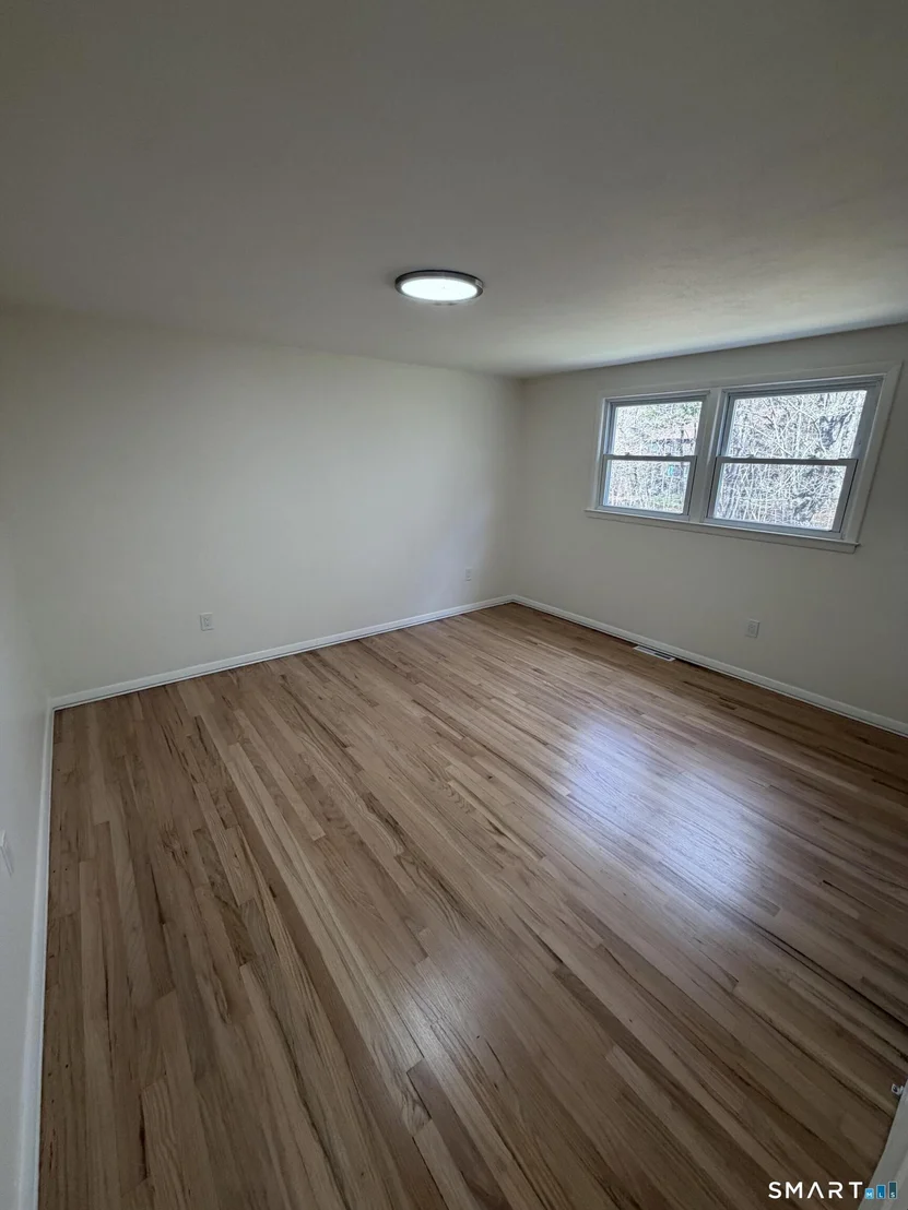 Photo of 39 Hemlock Road