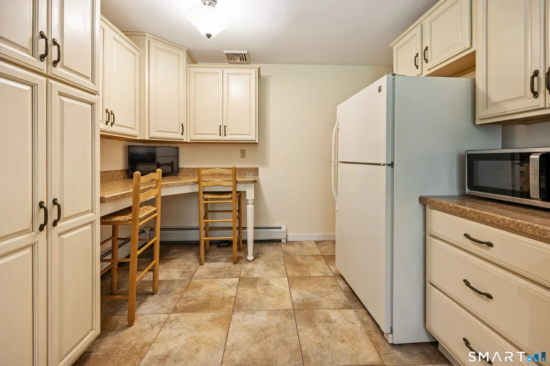 Photo of 44 Williamsburg Drive