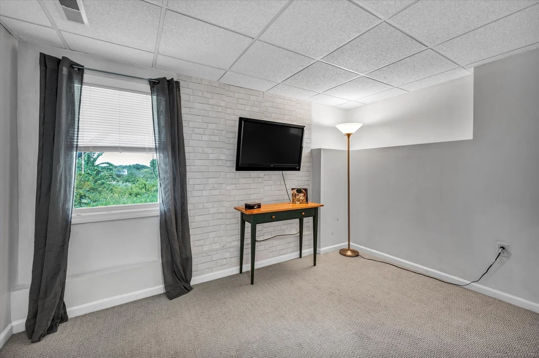 Photo of 15 Jersey Drive
