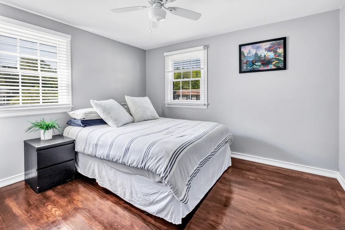 Photo of 16 Glen Circle