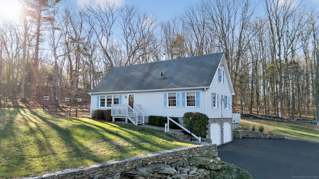 Photo of 6 Pinecrest Lane