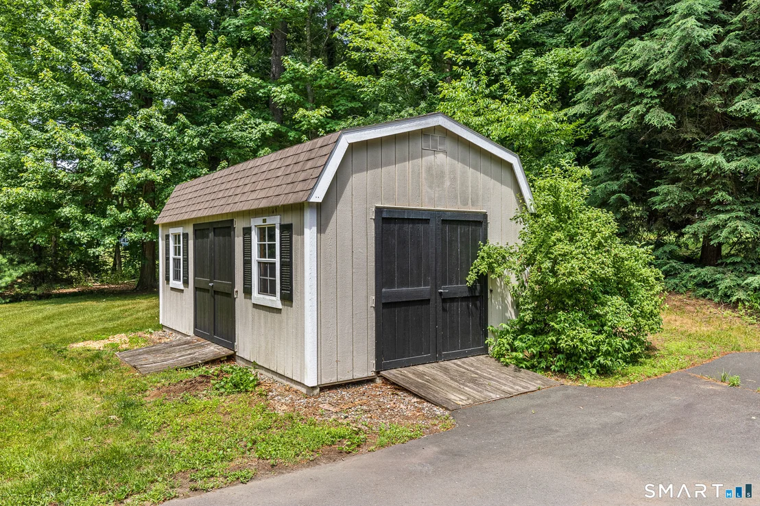 Photo of 38 Oak Ridge Drive