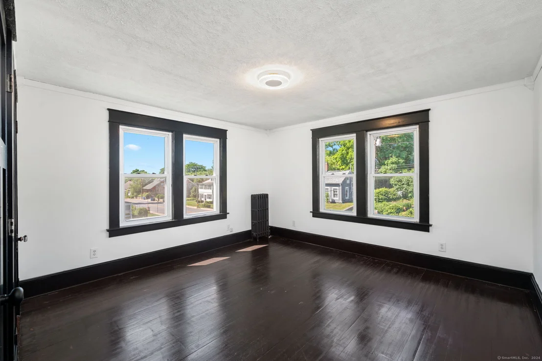 Photo of 135 Franklin Street