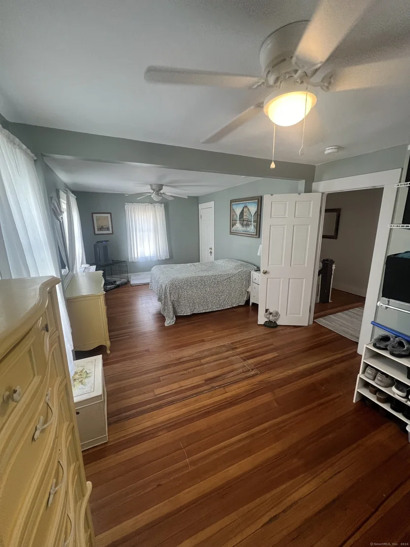 Photo of 17 Pleasant Street