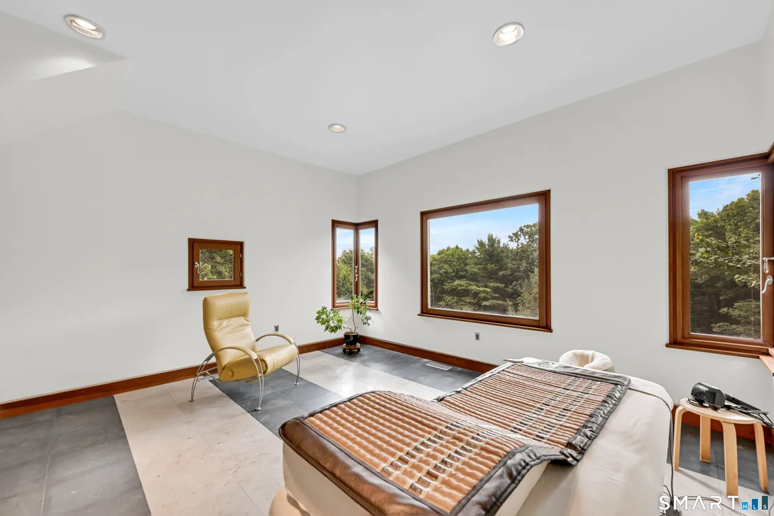 Photo of 27 Ridge Road