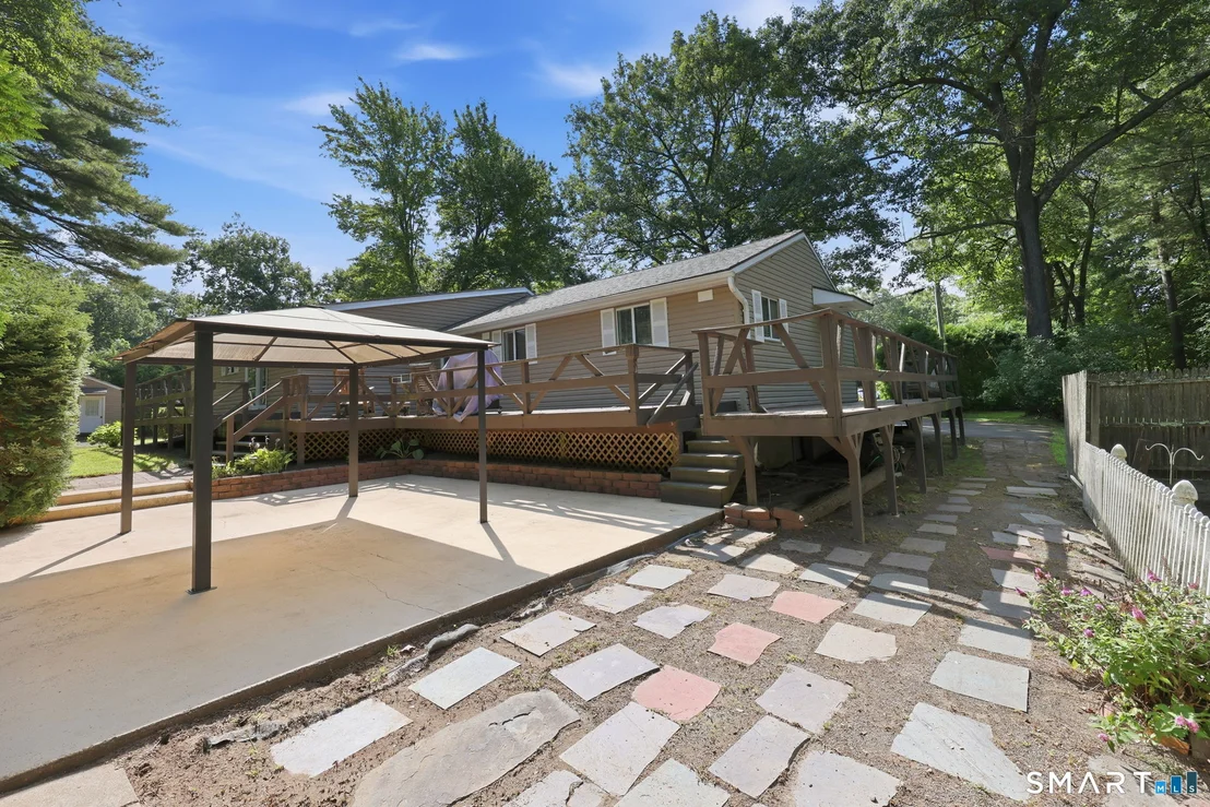 Photo of 186 Jackson Drive