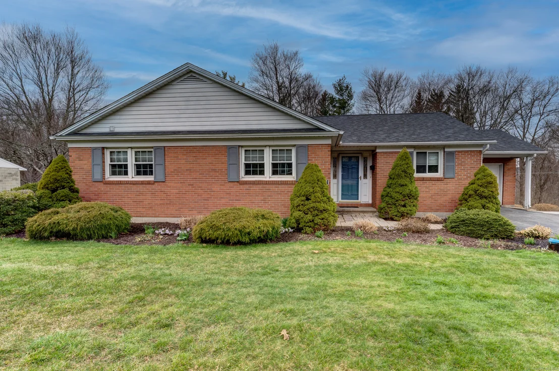 Photo of 138 Eno Avenue