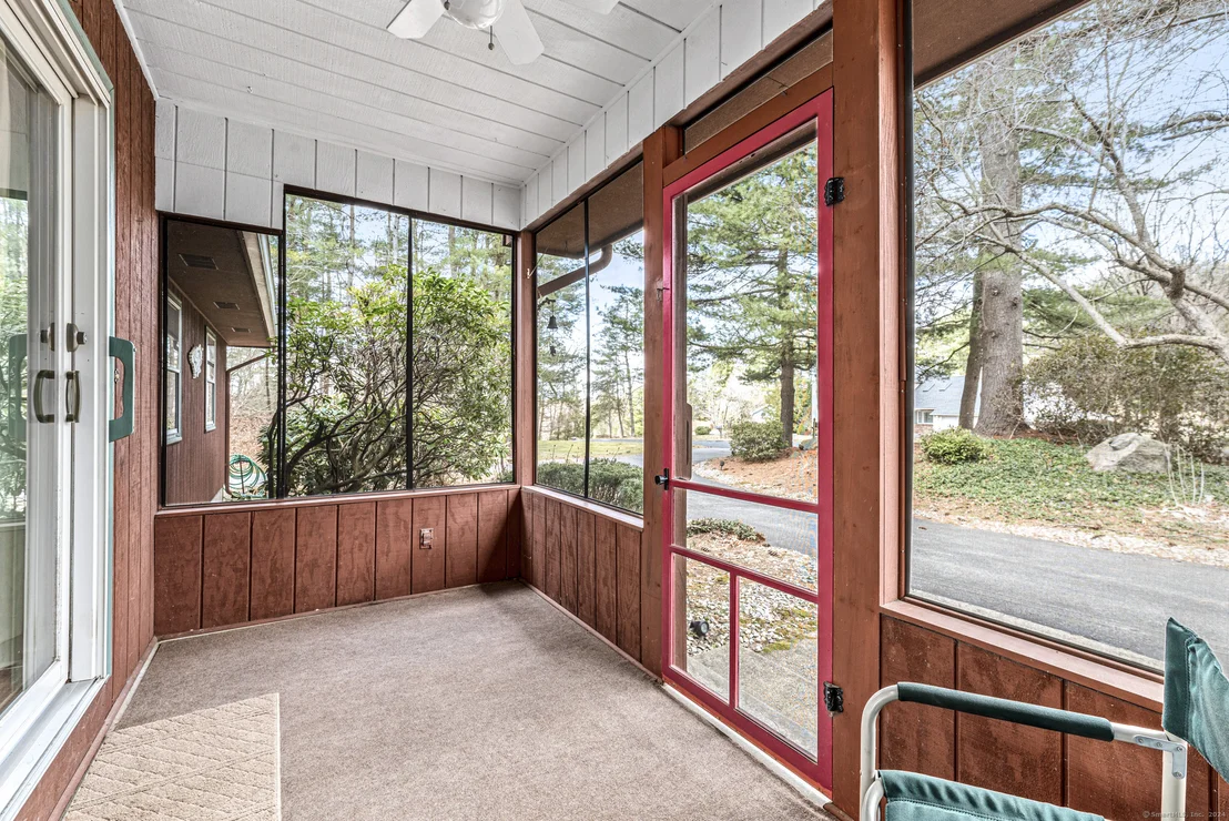 Photo of 28 Green Tree Lane