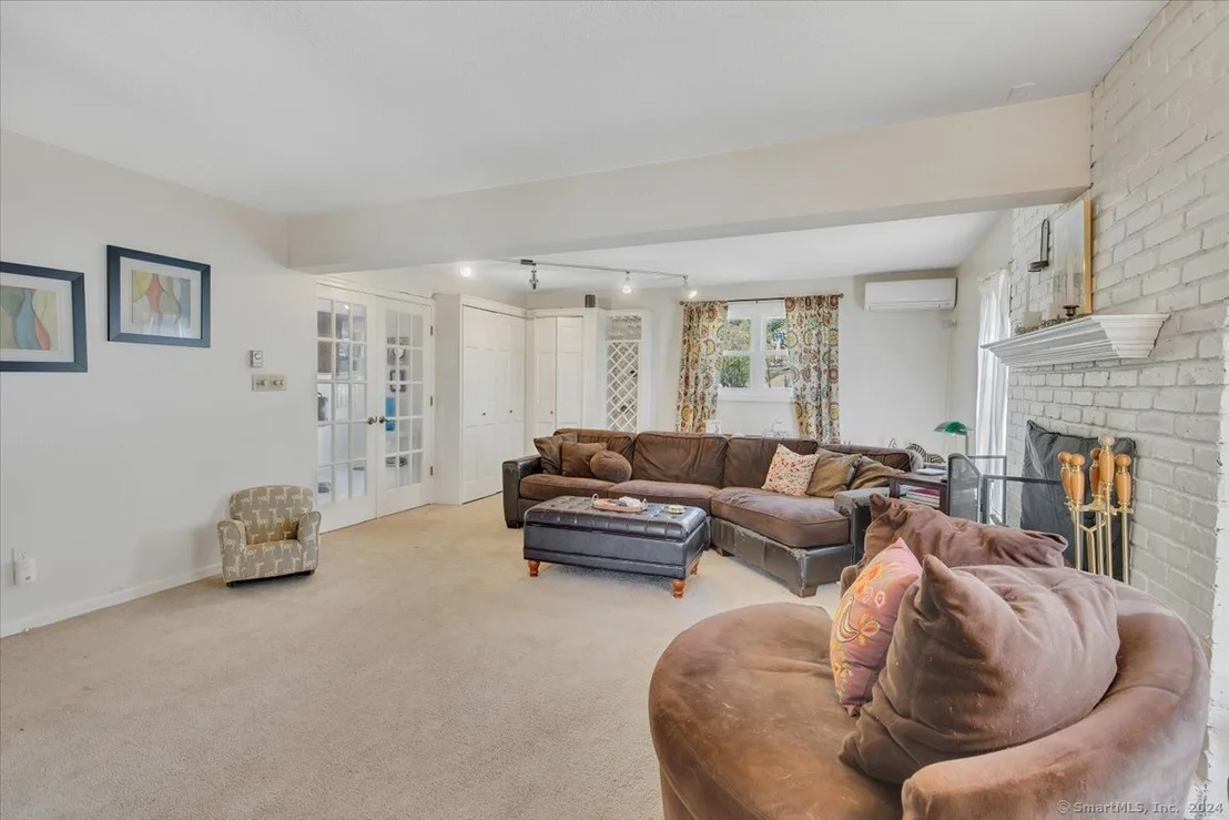 Photo of 47 White Avenue