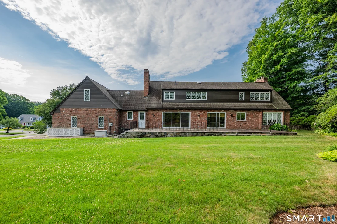 Photo of 232 Maybrook Road