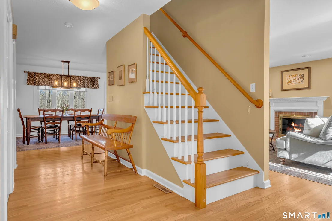 Photo of 322 Willow Road