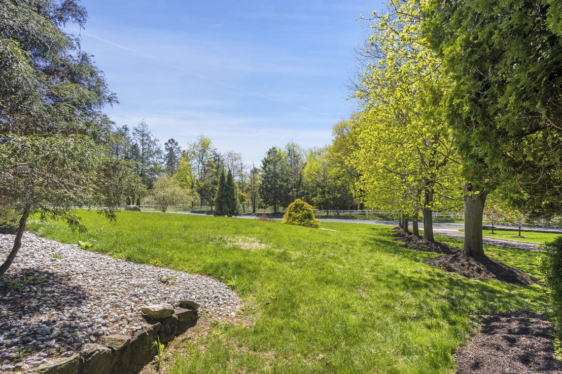 Photo of 21 Centennial Drive