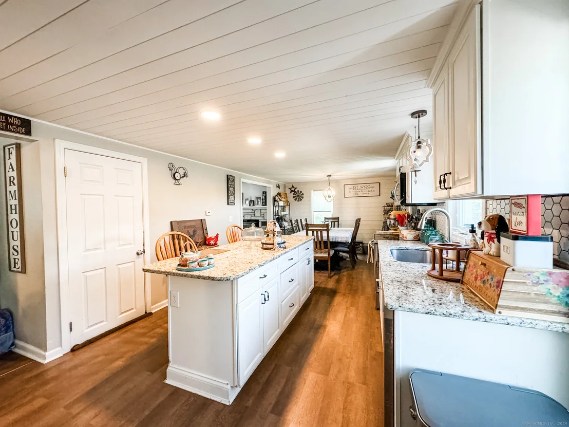 Photo of 492 Bailey Hill Road
