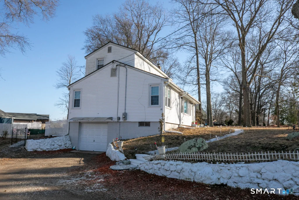 Photo of 10 Beach Park Road