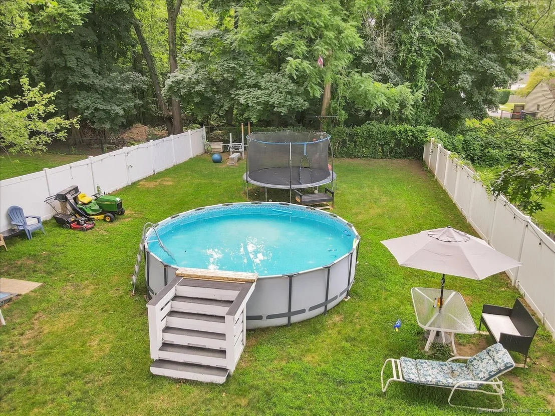 Photo of 34 Brainard Road