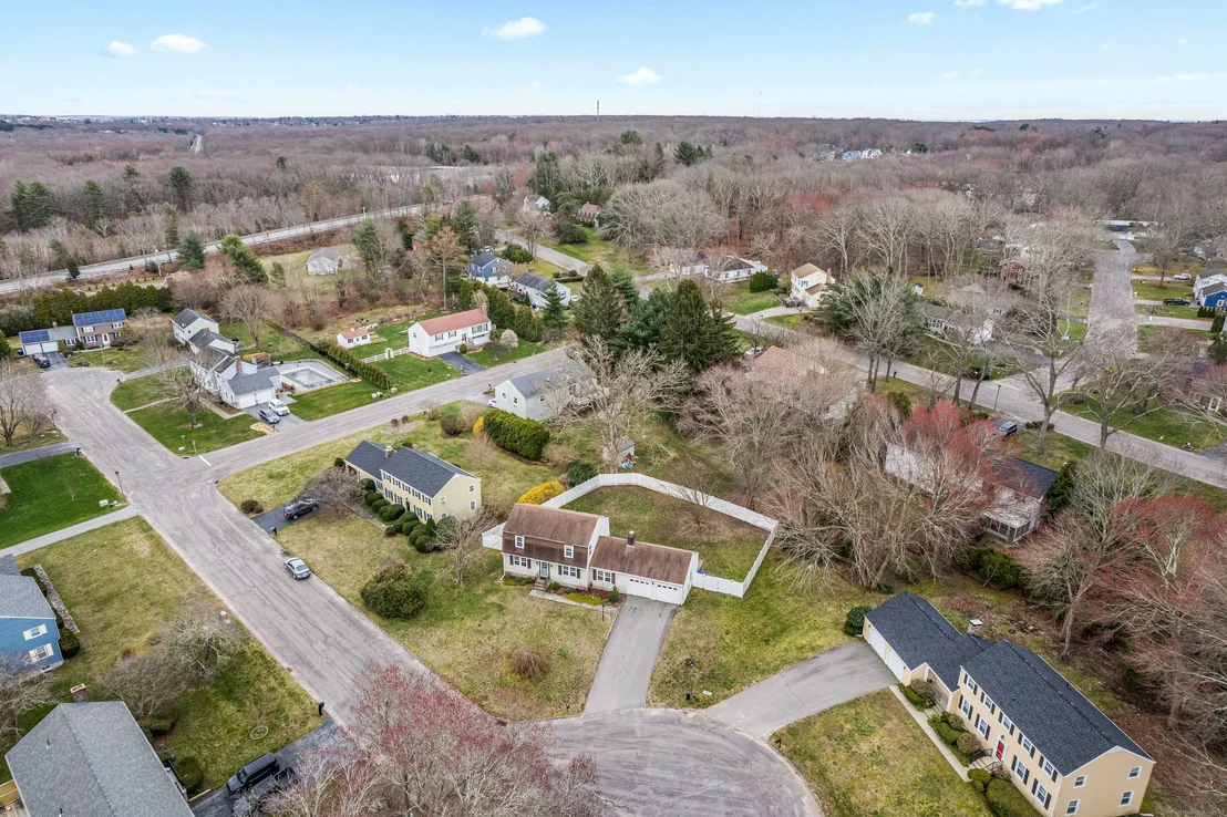 Photo of 2 Cross Drive