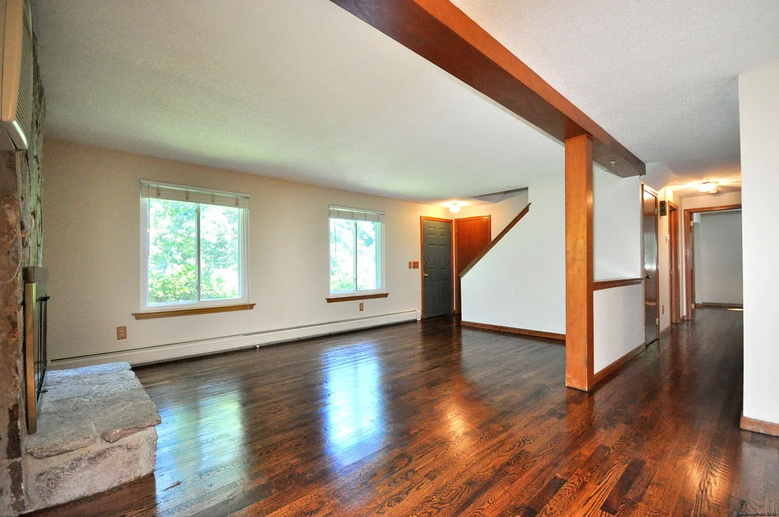 Photo of 15 Glen Road