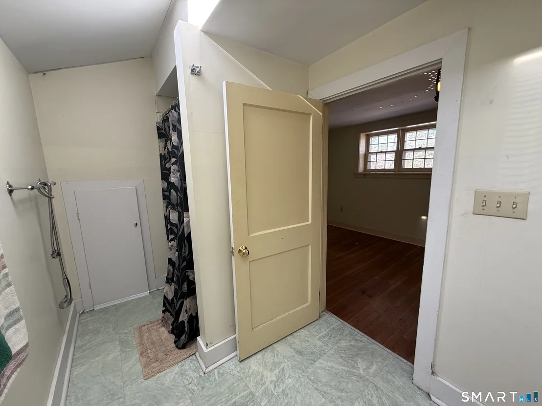 Photo of 127 Windy Hill Road