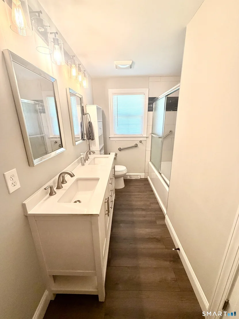 Photo of 34 Scott Drive