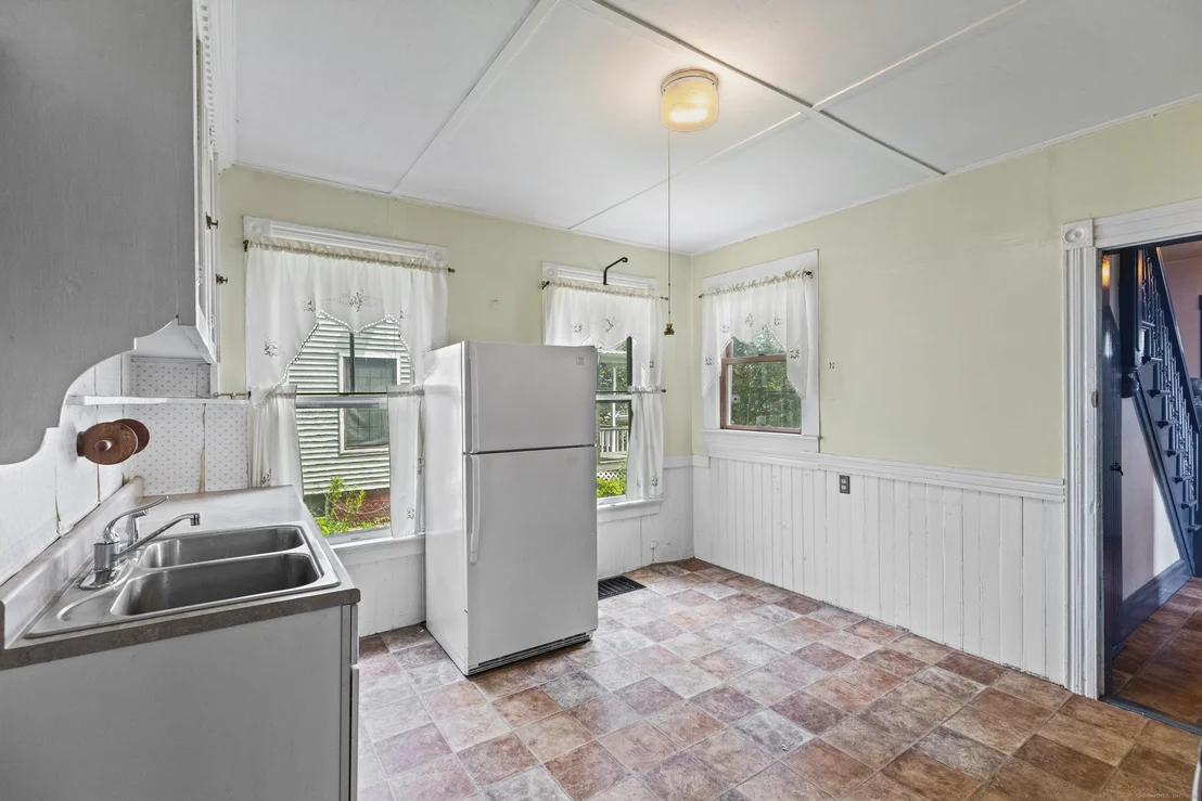 Photo of 54 Bull Avenue