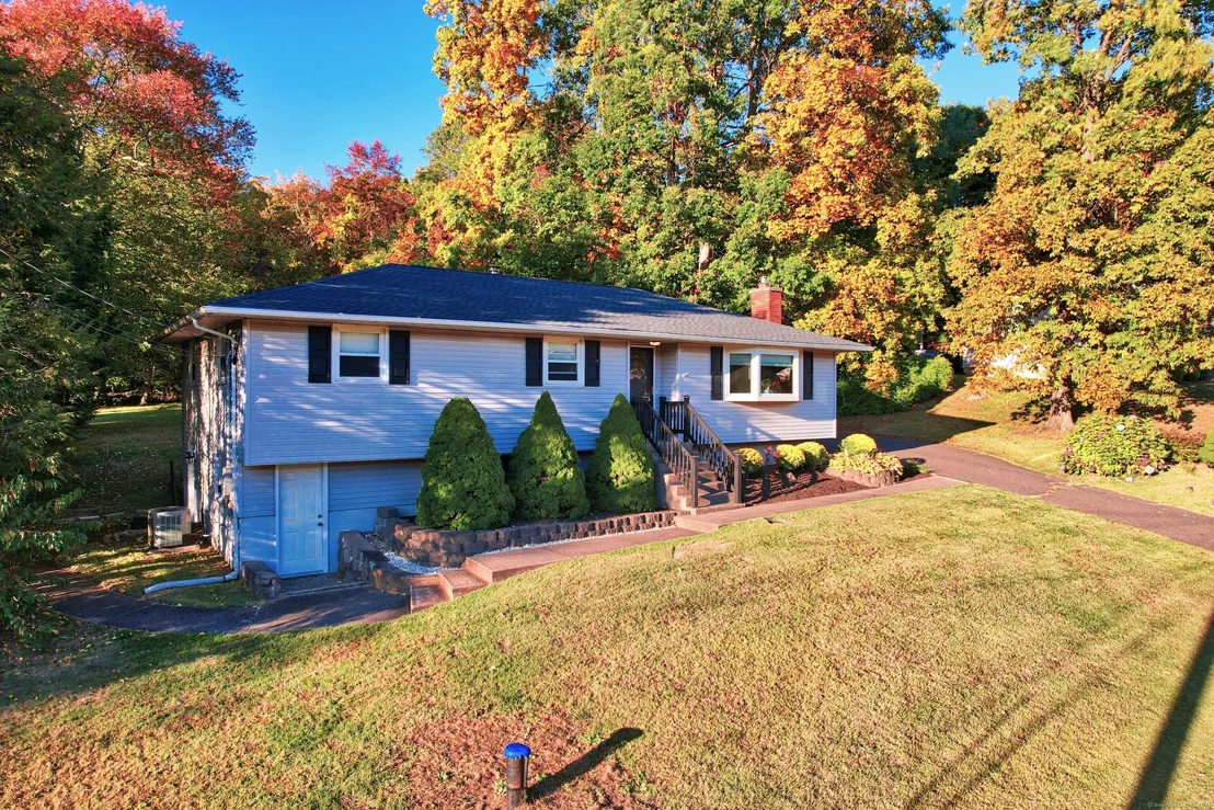 Photo of 17 Rowland Drive