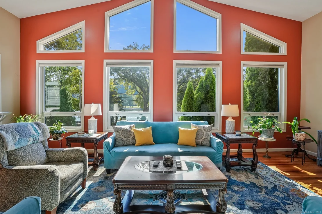 Photo of 1021 Roosevelt Drive