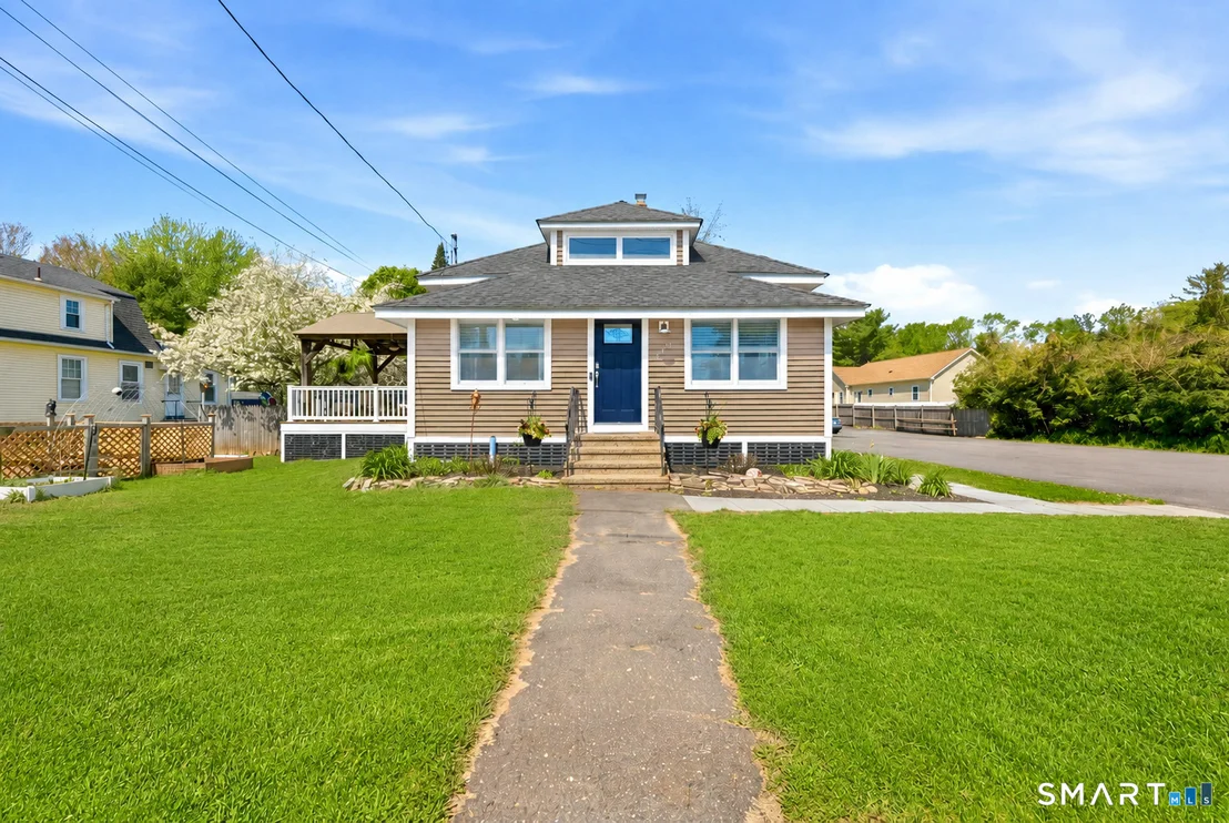 Photo of 649 Maple Avenue