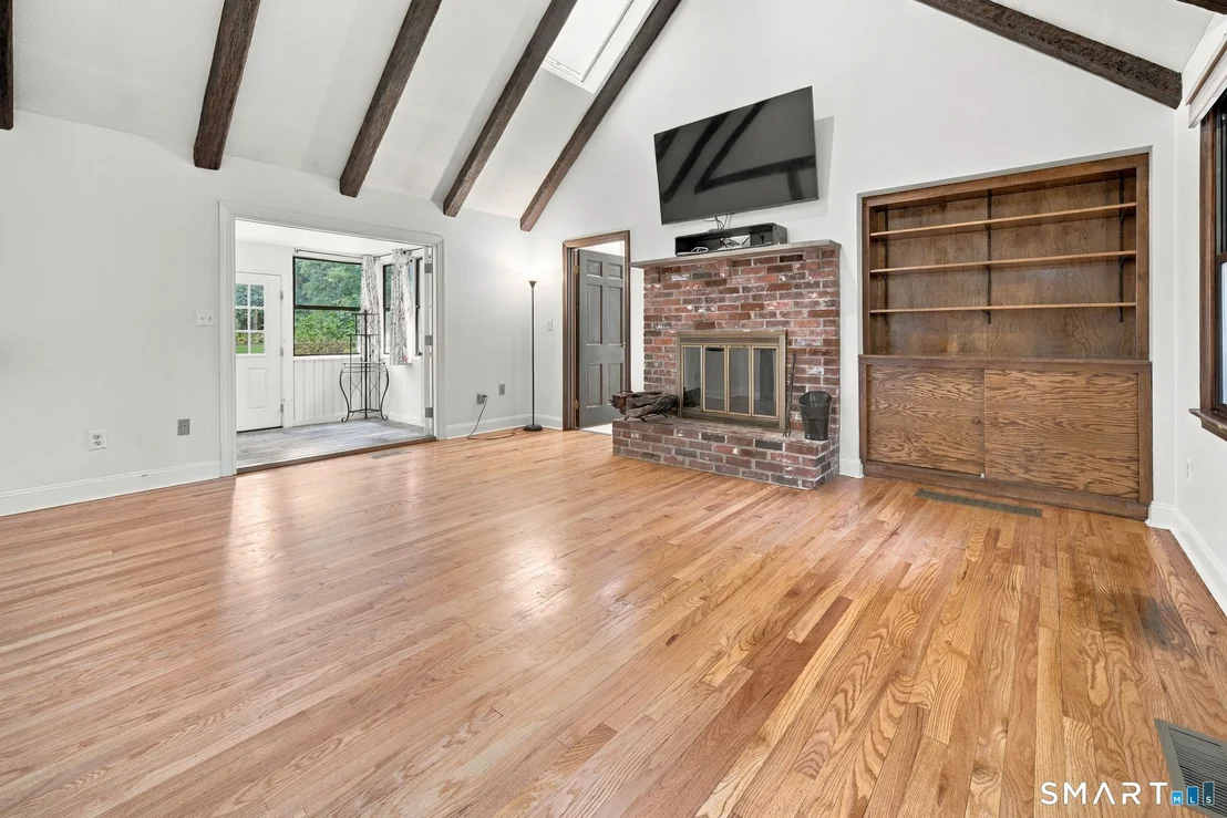 Photo of 163 Juniper Drive