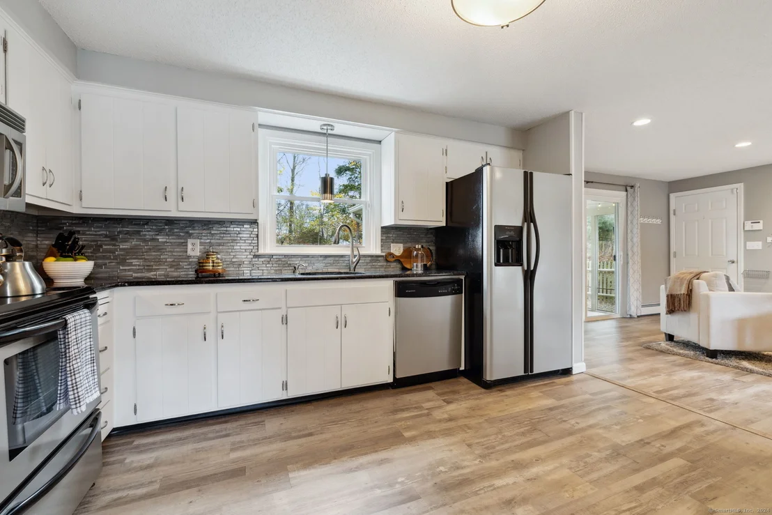 Photo of 74 Ledgecrest Terrace