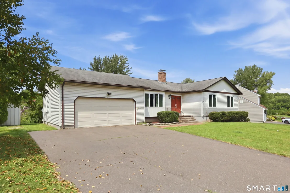 Photo of 145 Sunnyfield Drive