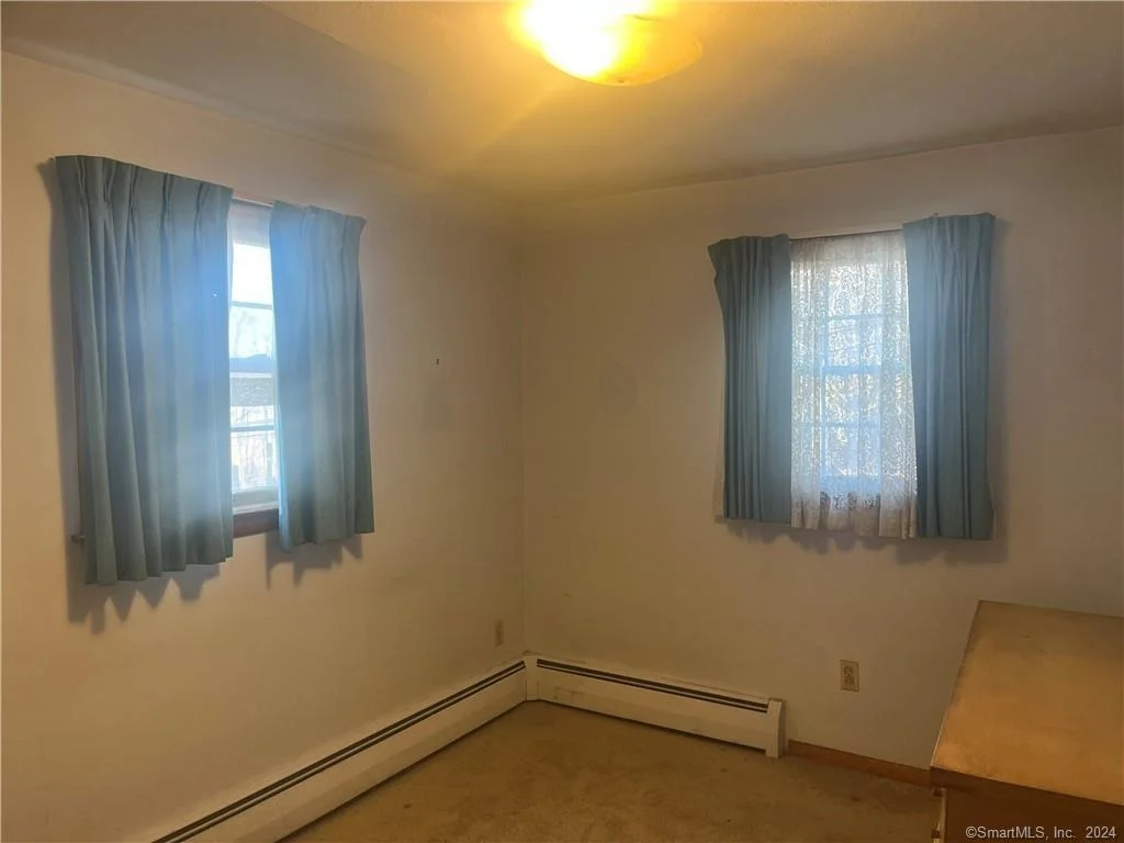 Photo of 1195 Summit Road