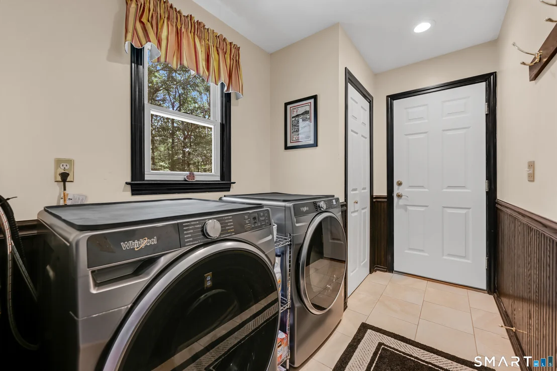 Photo of 107 Robin Drive