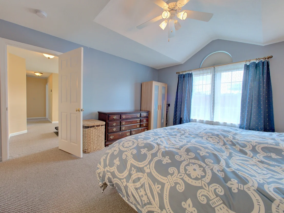 Photo of 115 Spring Wood Lane