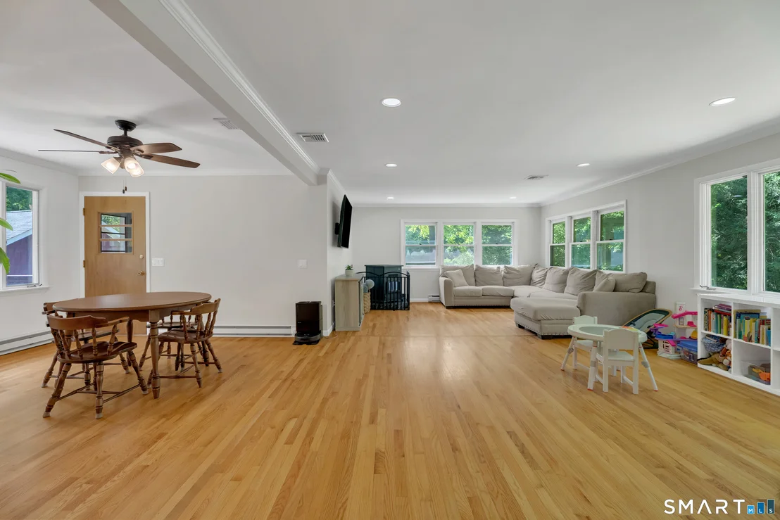 Photo of 25 Obtuse Hill Road