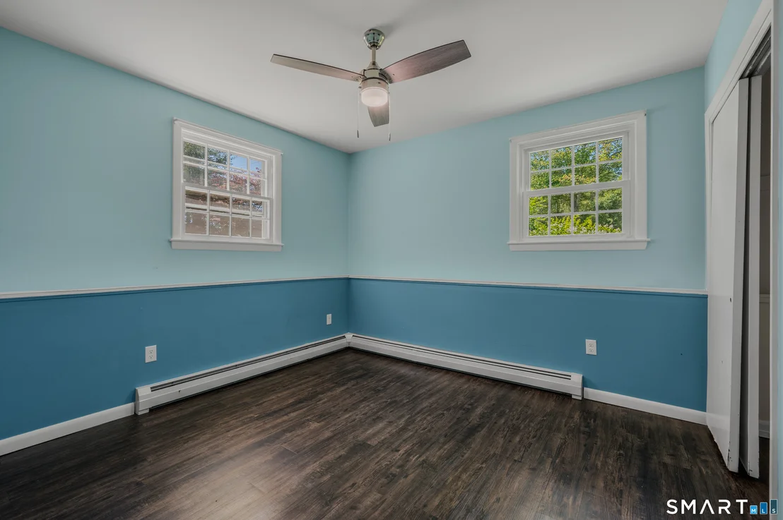 Photo of 26 Lamphere Road