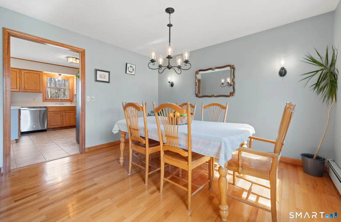 Photo of 16 Gardner Tavern Road