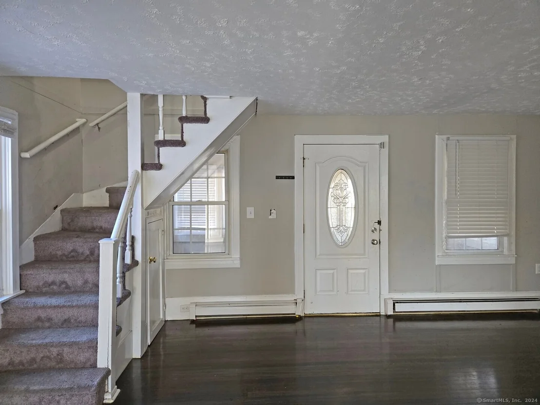Photo of 66 Upper State Street
