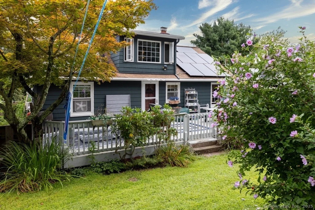 Photo of 46 Hemlock Drive