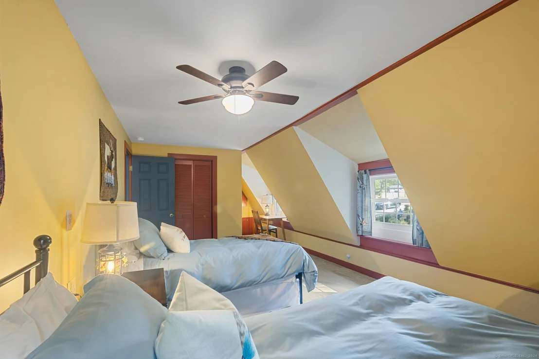 Photo of 88 Witch Meadow Road