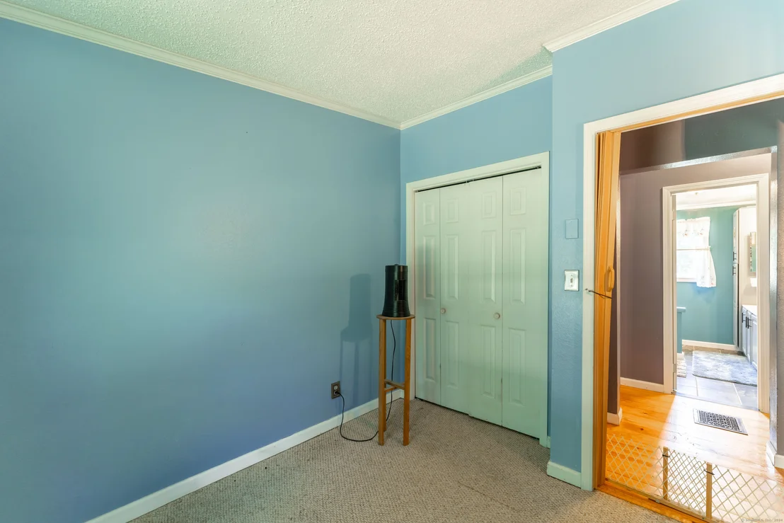 Photo of 483 Valley View Road