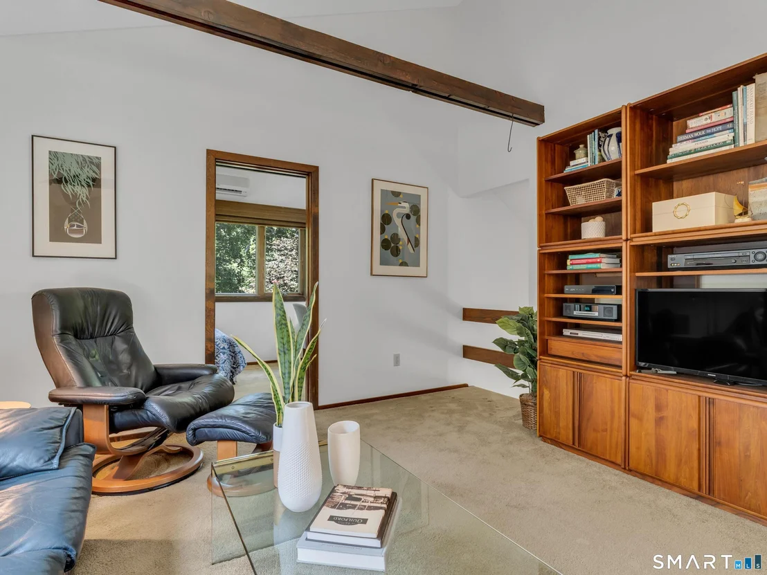 Photo of 70 Hoadley Creek Circle