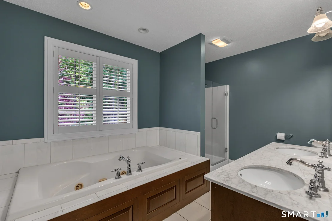 Photo of 6 Azalea Lane