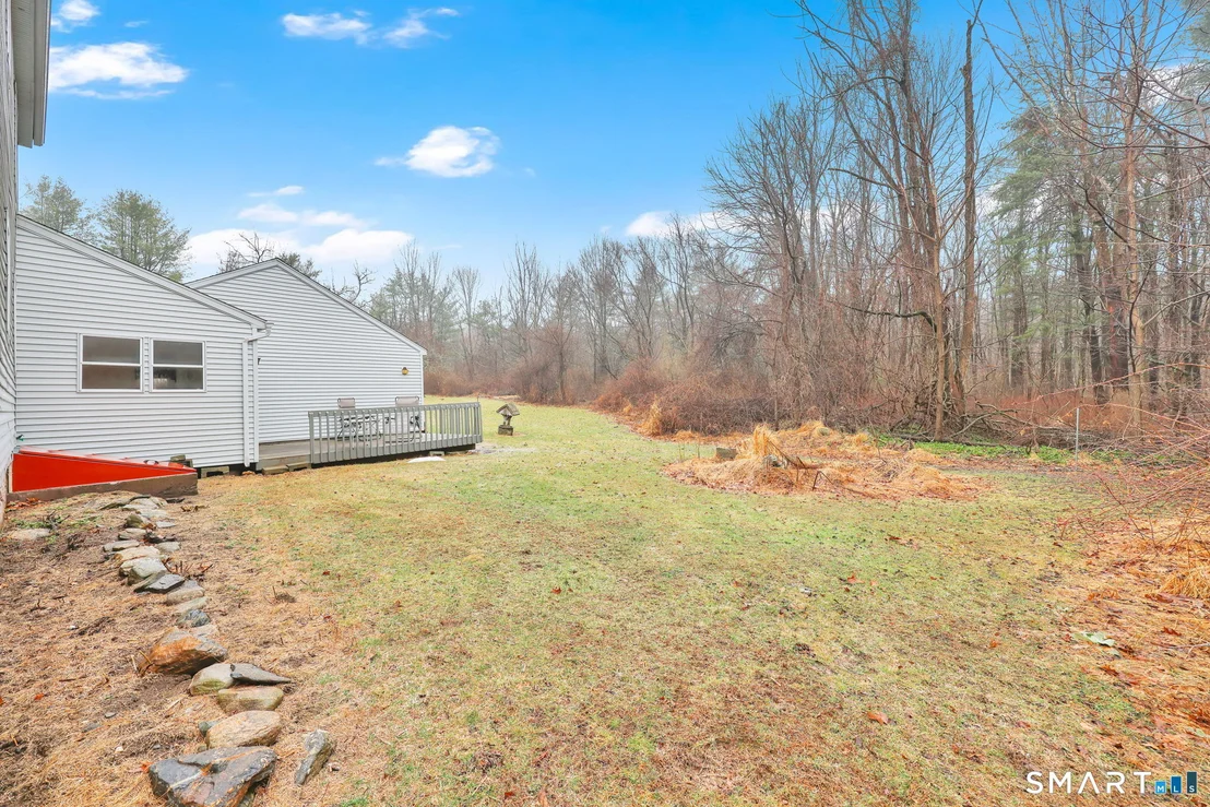 Photo of 1091 Flanders Road