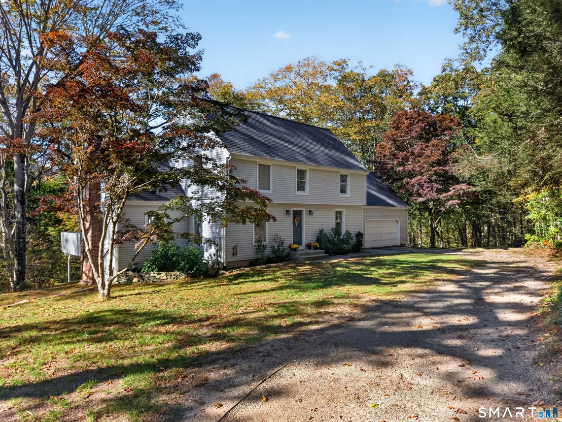 Photo of 7 Hickory Hill Drive